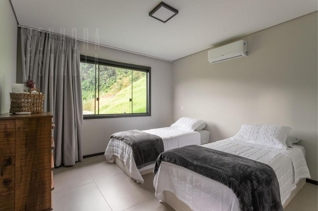 Villas Mornas Espaco De Eventos E Hospedagem Boutique Aguas Mornas 外观 照片